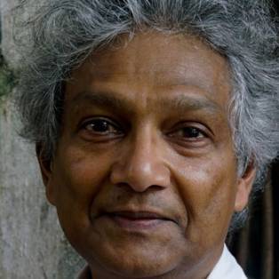 Romesh-gunesekera-by-chris-dawes