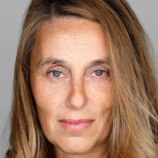 Author / Speaker - Lucy Ash